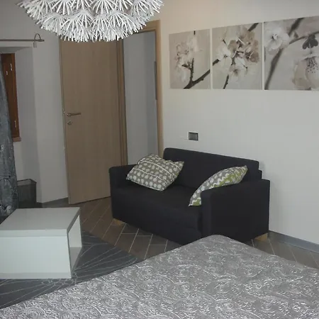 House Volumnia Affittacamere 3*